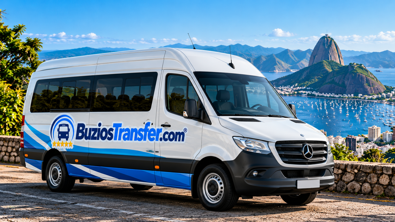 Van BuziosTransfer con ploteo de la empresa frente a la bahía de Río de Janeiro para grupos de hasta 12 pasajeros